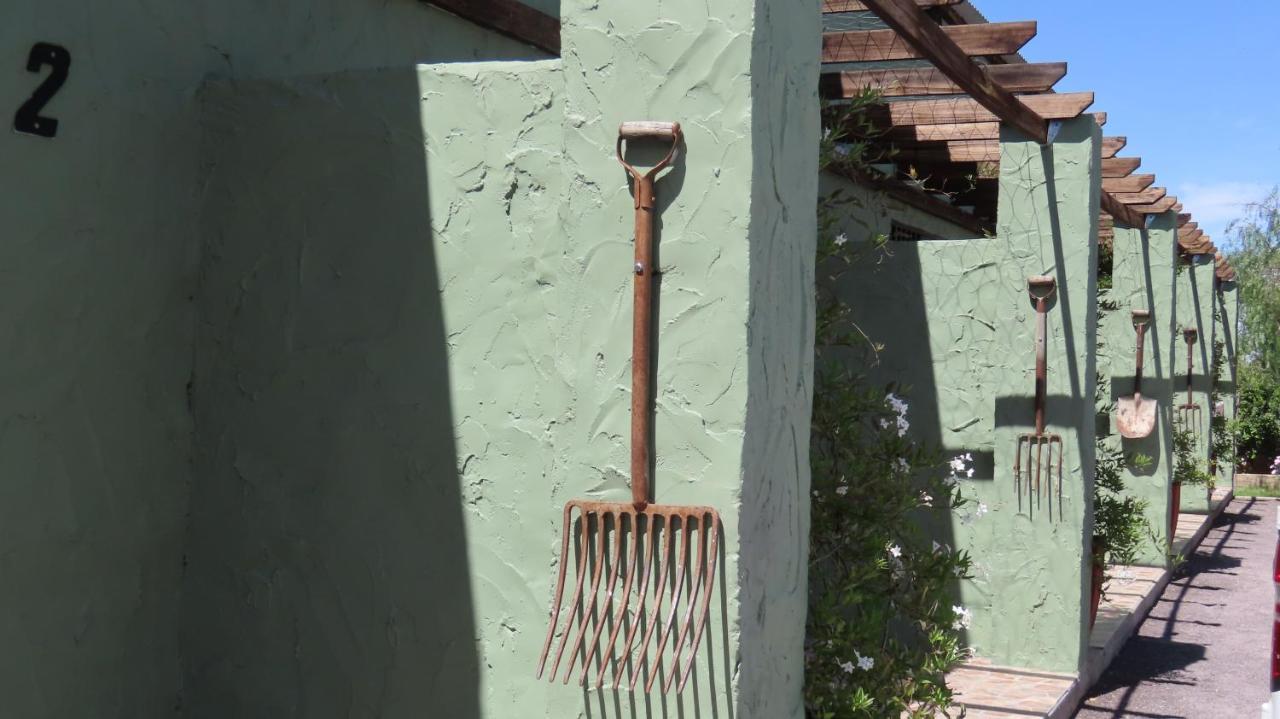 Die Windpomp Gastehuis Beaufort West Eksteriør bilde