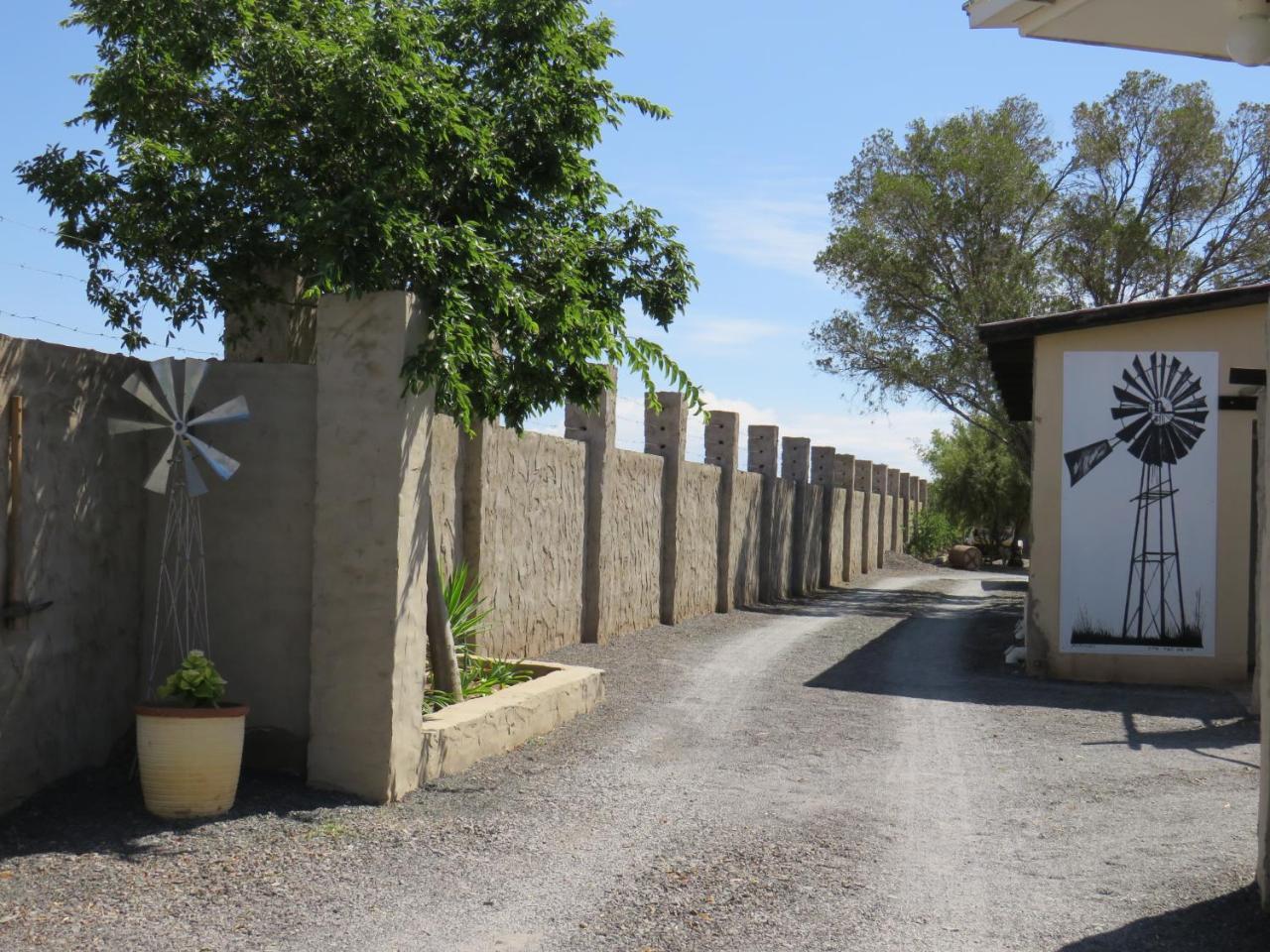 Die Windpomp Gastehuis Beaufort West Eksteriør bilde